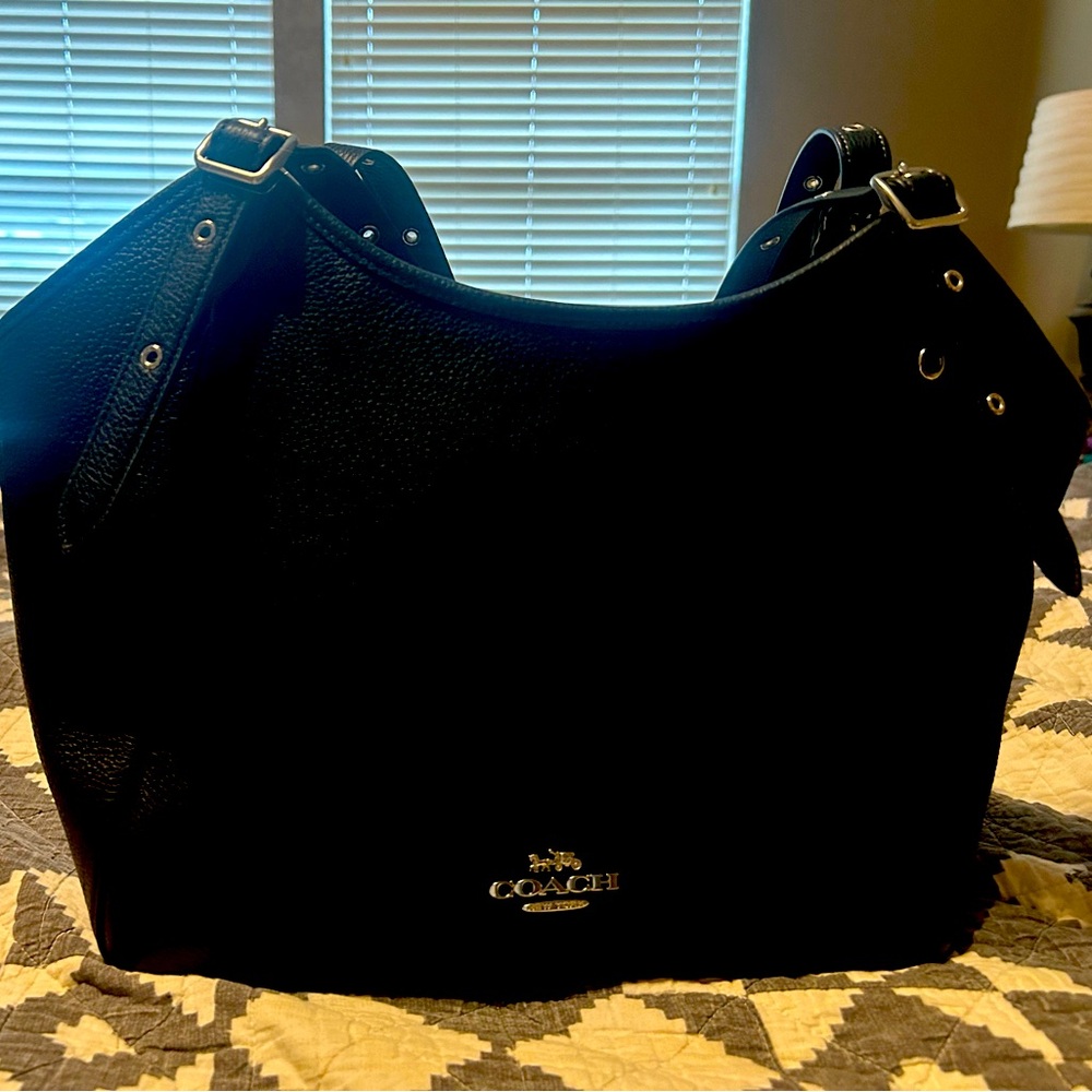 Coach Tote. Full grain leather.